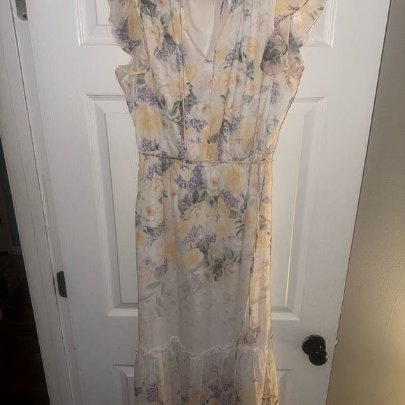 Joie Dresses & Skirts - Joie Floral Maxi Dress with Ruffle Sleeves